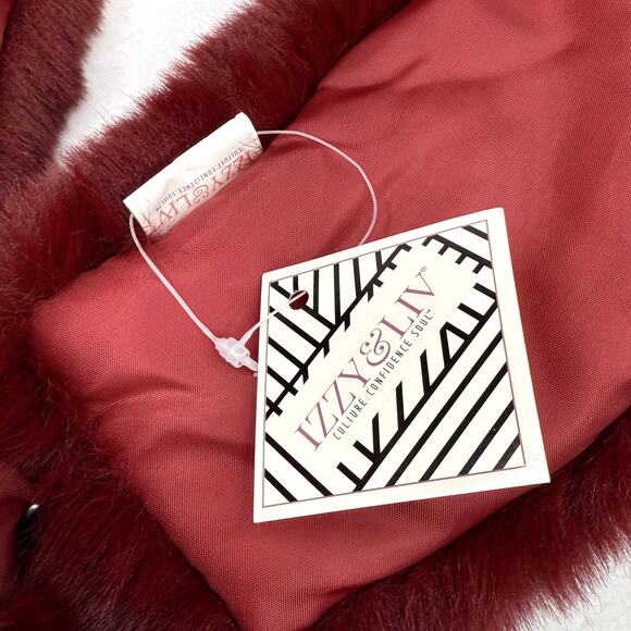 NWT Izzy & Liv Fuzzy Red Scarf/Collar - Picture 5 of 6